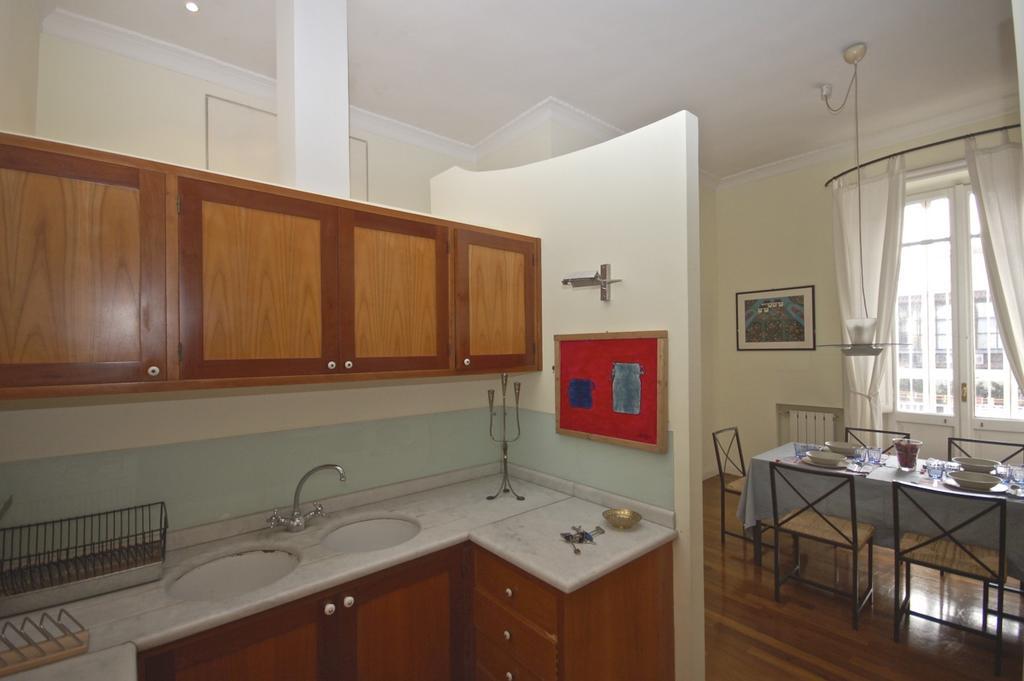 House And The City - Colosseum Apartments Rome Chambre photo